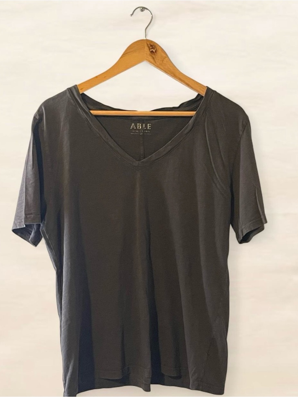 Able Men’s V-Neck Tee in Charcoal
